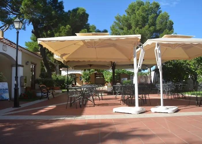 Club Szálloda Porto Pino