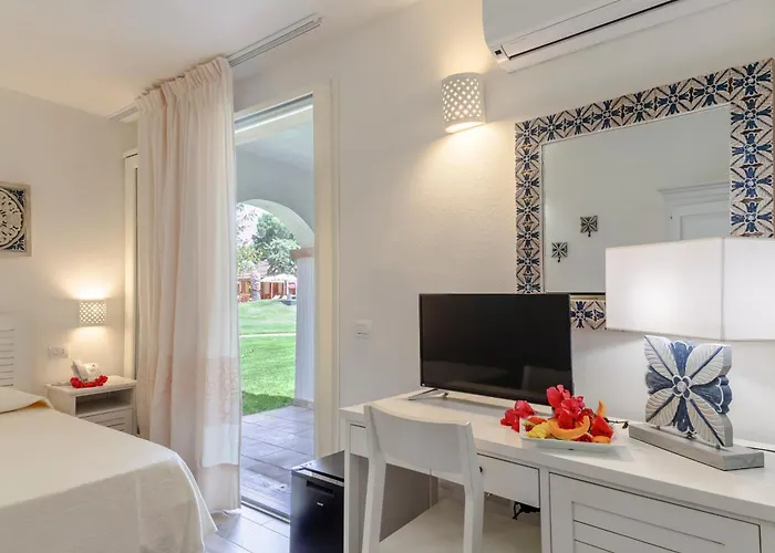 Club Szálloda Porto Pino