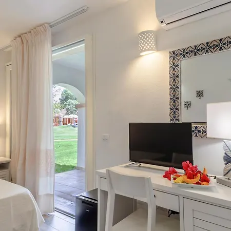 Club Hotel Porto Pino